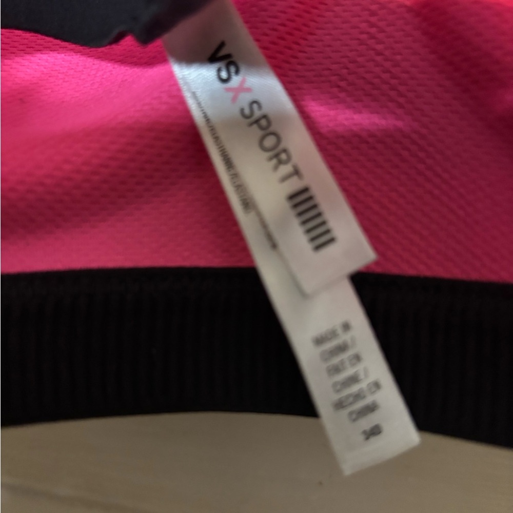 VSX Sport Pink and Black Activewear - Picture 3 of 3
